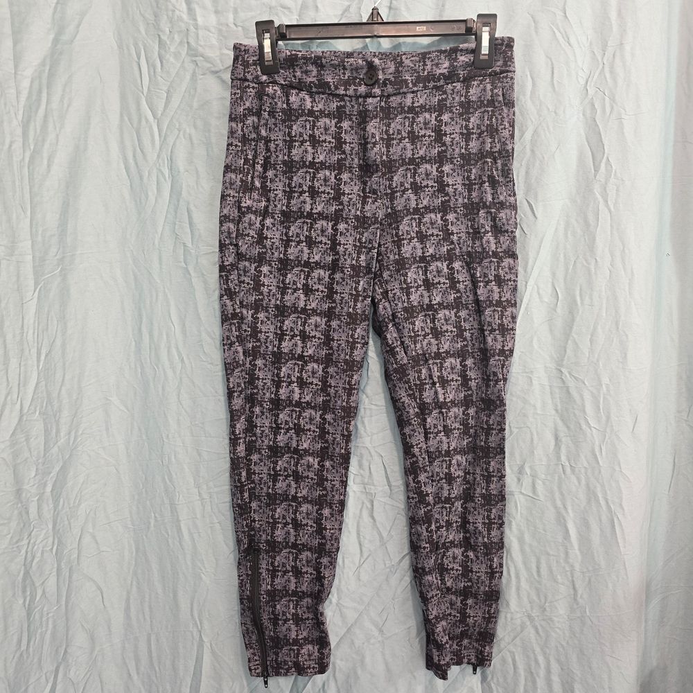 Betabrand Black and Gray Patterned Women's Trousers